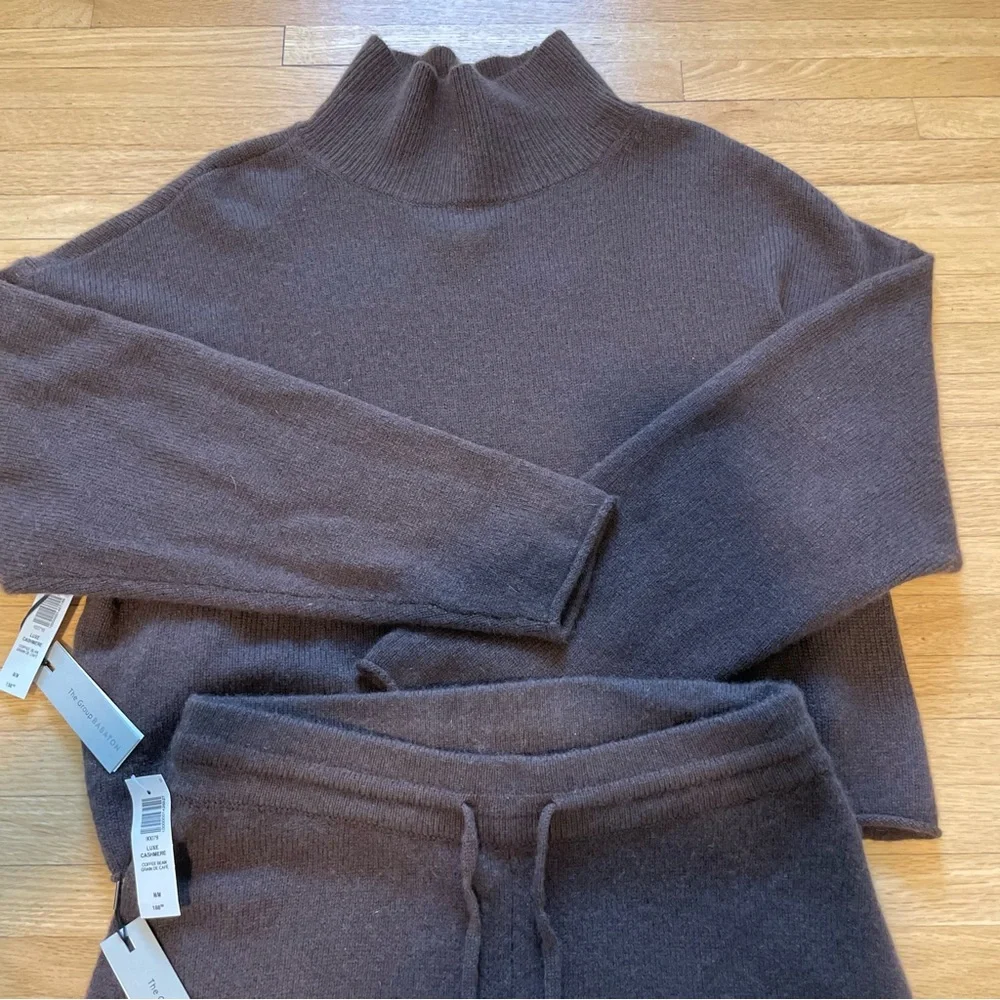 NWT Aritzia Babaton Cashmere Set - Turtleneck and Pants - Picture 5 of 7